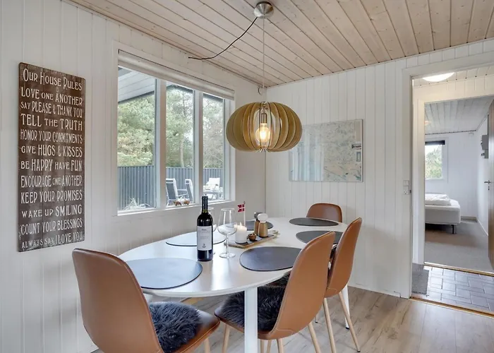 Monja - 2-2km From The Sea By Interhome