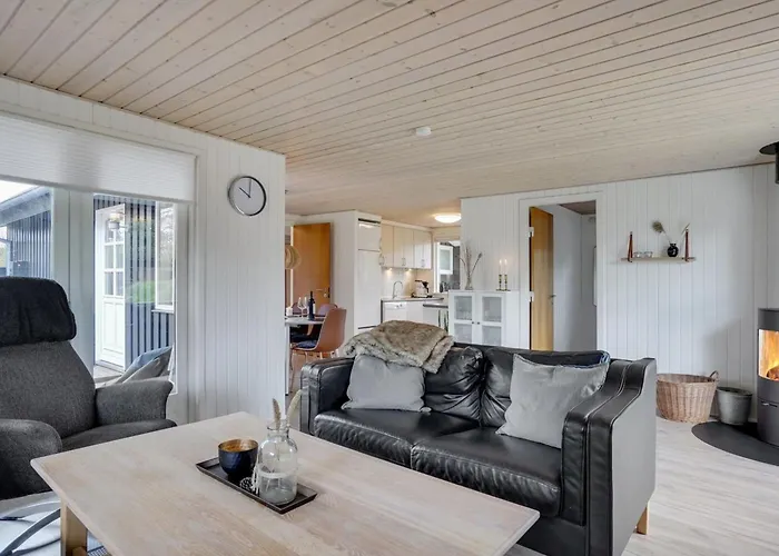 Monja - 2-2km From The Sea By Interhome Blåvand